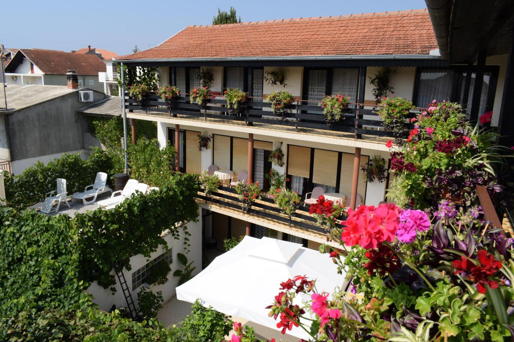Rooms Vila Mautner Vodice Kültér fotó