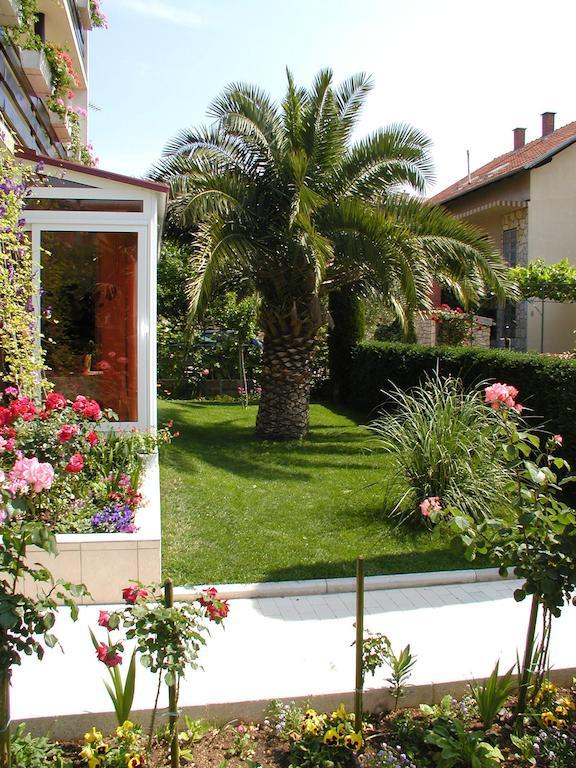 Rooms Vila Mautner Vodice Kültér fotó