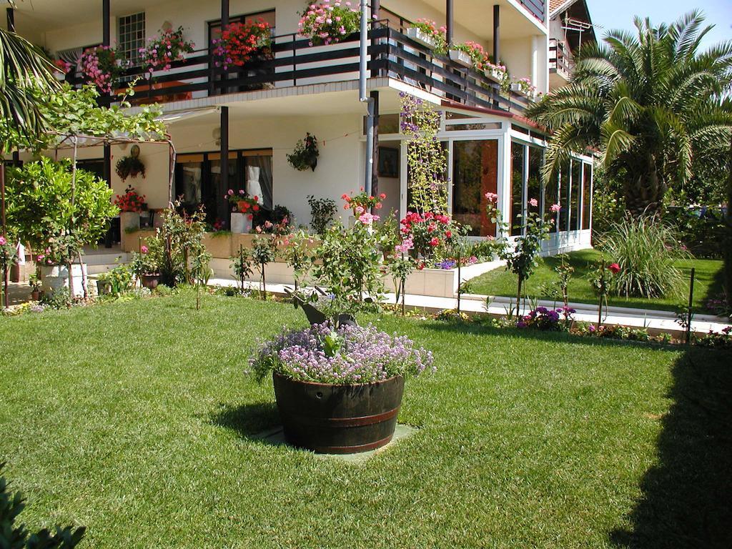 Rooms Vila Mautner Vodice Kültér fotó